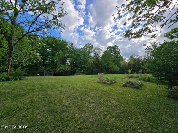 $279,000 | 224 Parkey Road, Ewing, VA 24248