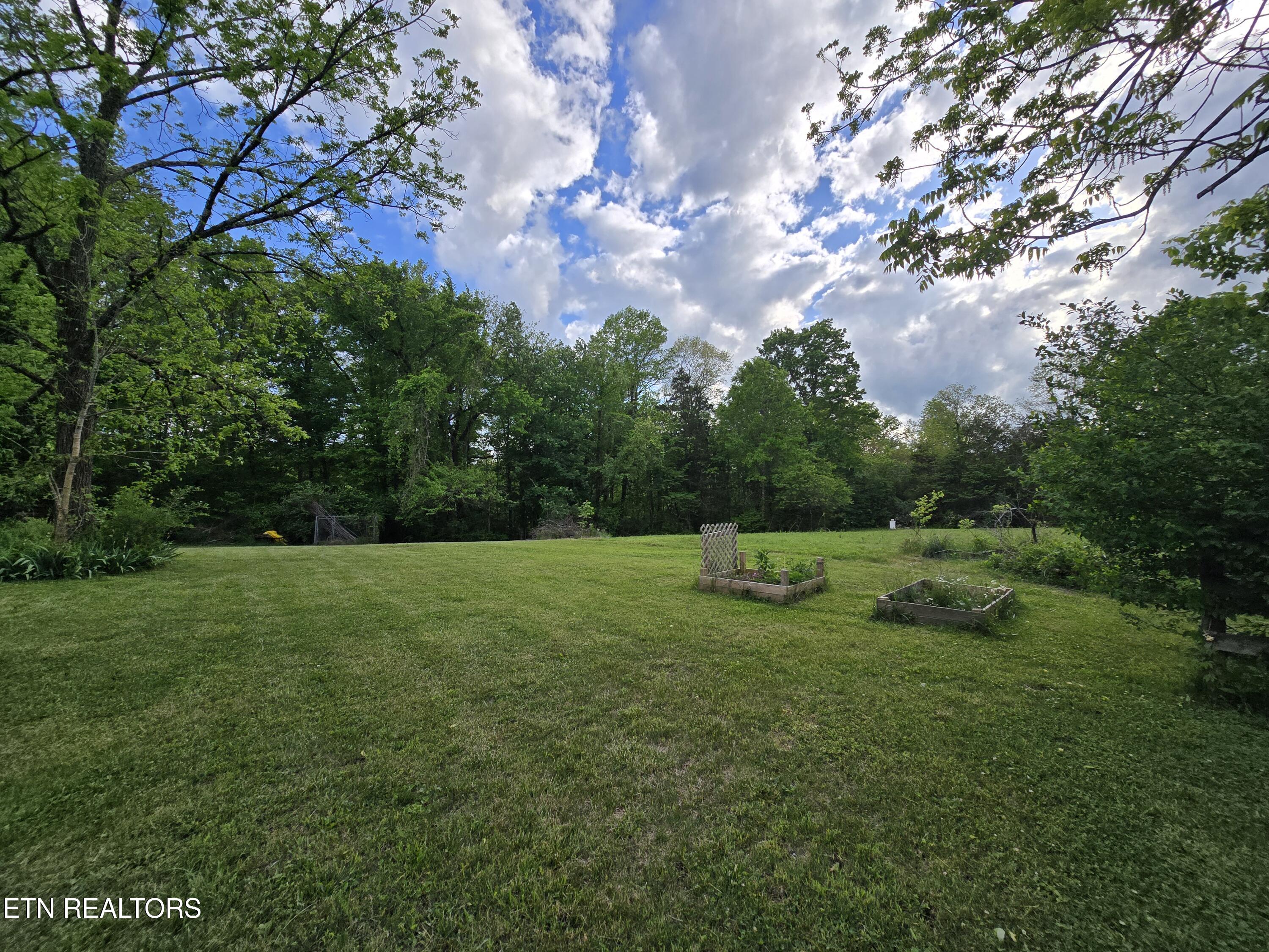 224 Parkey Road Ewing, VA 24248 - Photo 24 of 25 20260429_182108