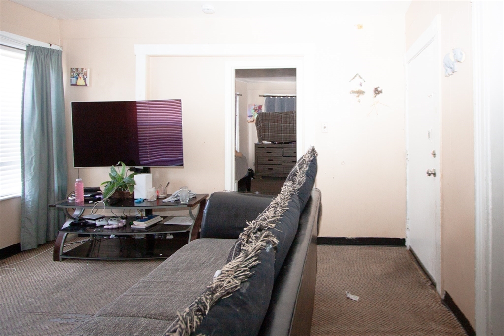 8 Fern Street Worcester, MA 01610 - Photo 22 of 24