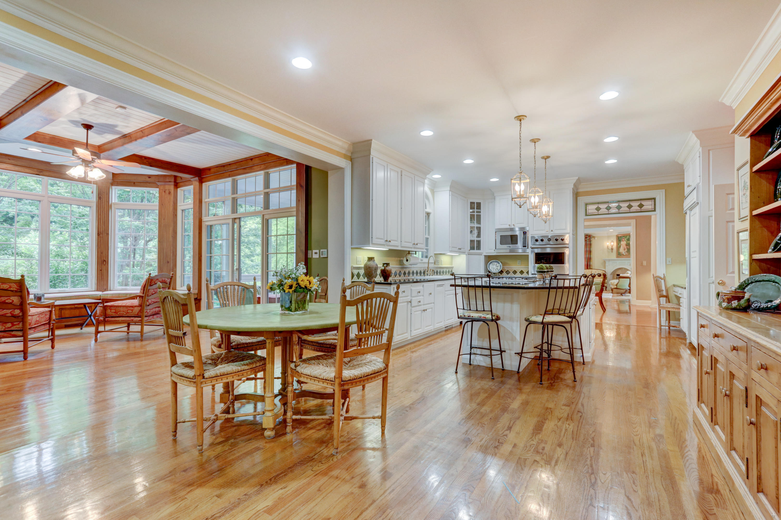 16 Rivers Run Boulevard Oak Ridge, TN 37830 - Photo 13 of 38 16 Rivers Run Breakfast Room, Kitchen an