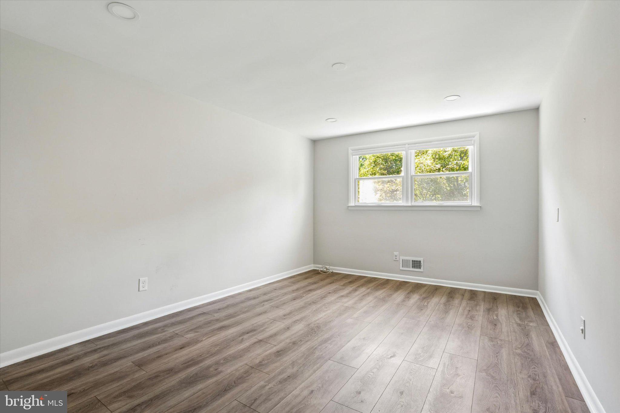 1910 Stone Ridge Lane Villanova, PA 19085 - Photo 22 of 46 Enormous guest bedroom 2