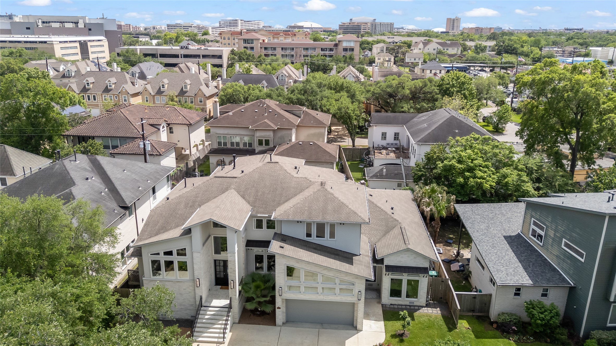 2215 MacArthur Street Houston, TX 77030 - Photo 27 of 33 an aerial view of a