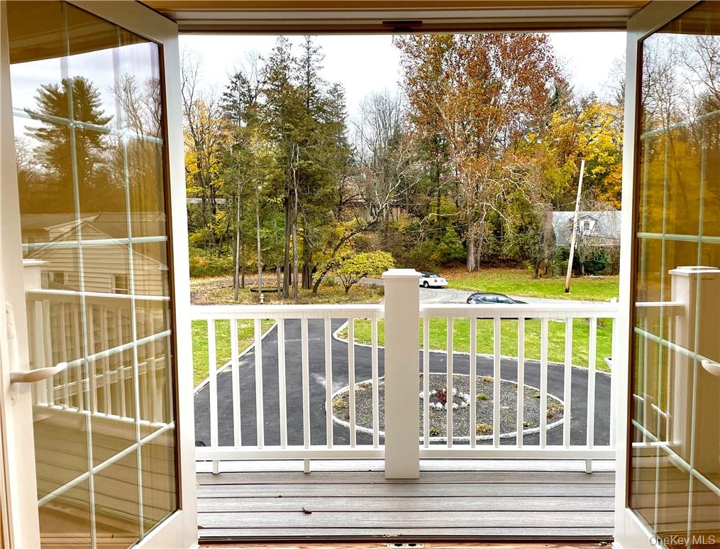 1 Kewanee Road New Rochelle, NY 10804 - Photo 2 of 28