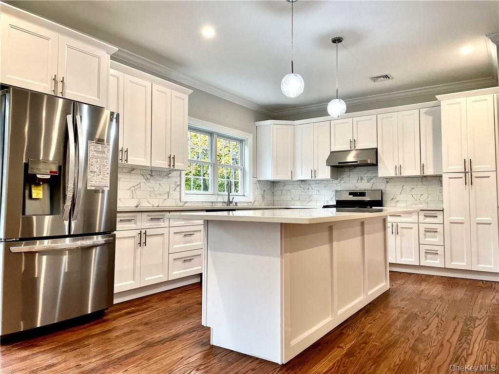 1 Kewanee Road New Rochelle, NY 10804 - Photo 10 of 28