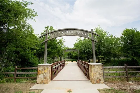 $379,500 | 4547 Buckingham Drive, Grand Prairie, TX 75052