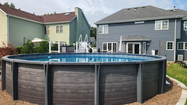 $580,000 | 9925 Whitehall Garden, Munster, IN 46321