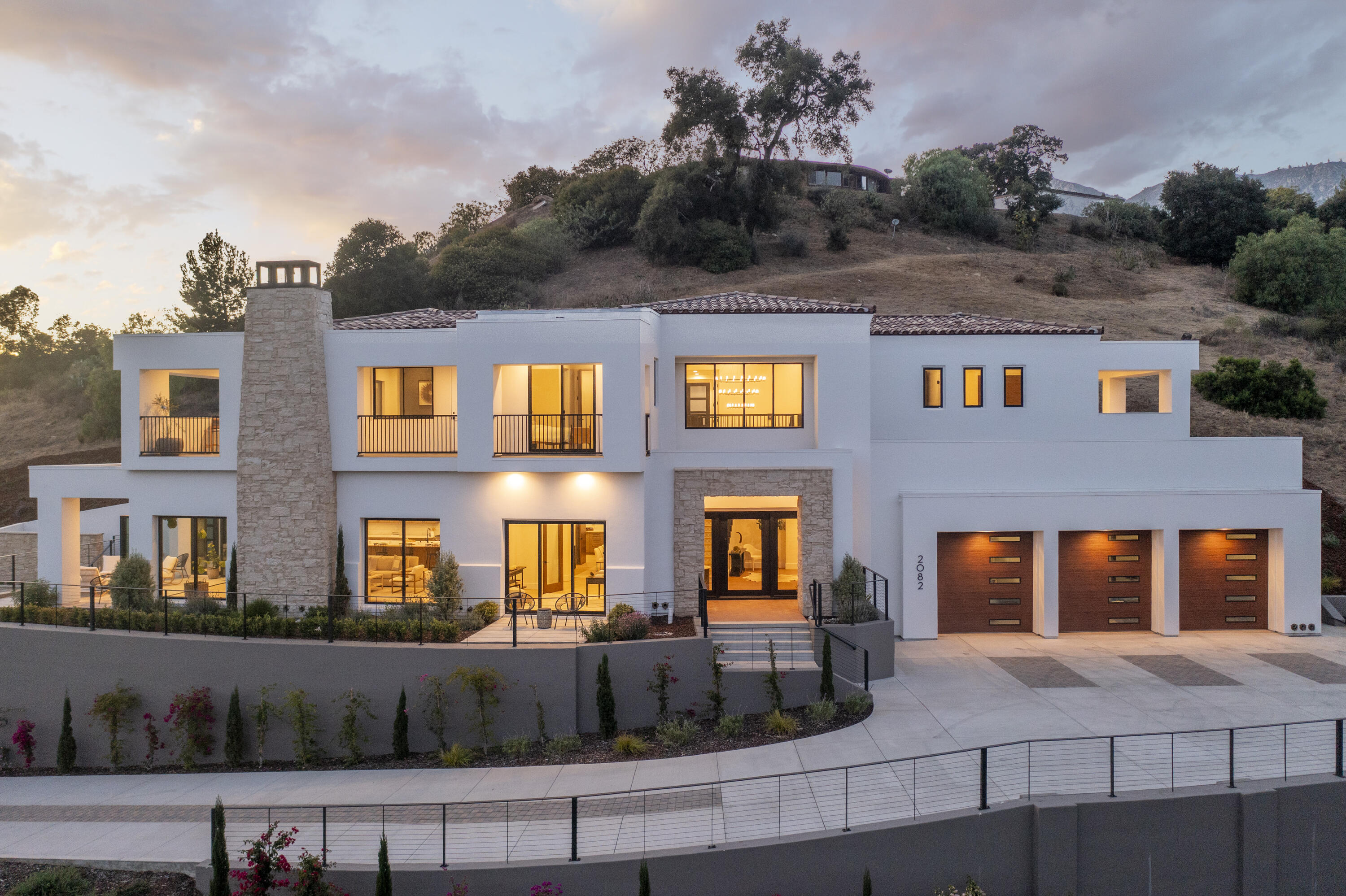 2082 Las Canoas Road Santa Barbara, CA 93105 - Photo 3 of 35 2082LasCanoas_35