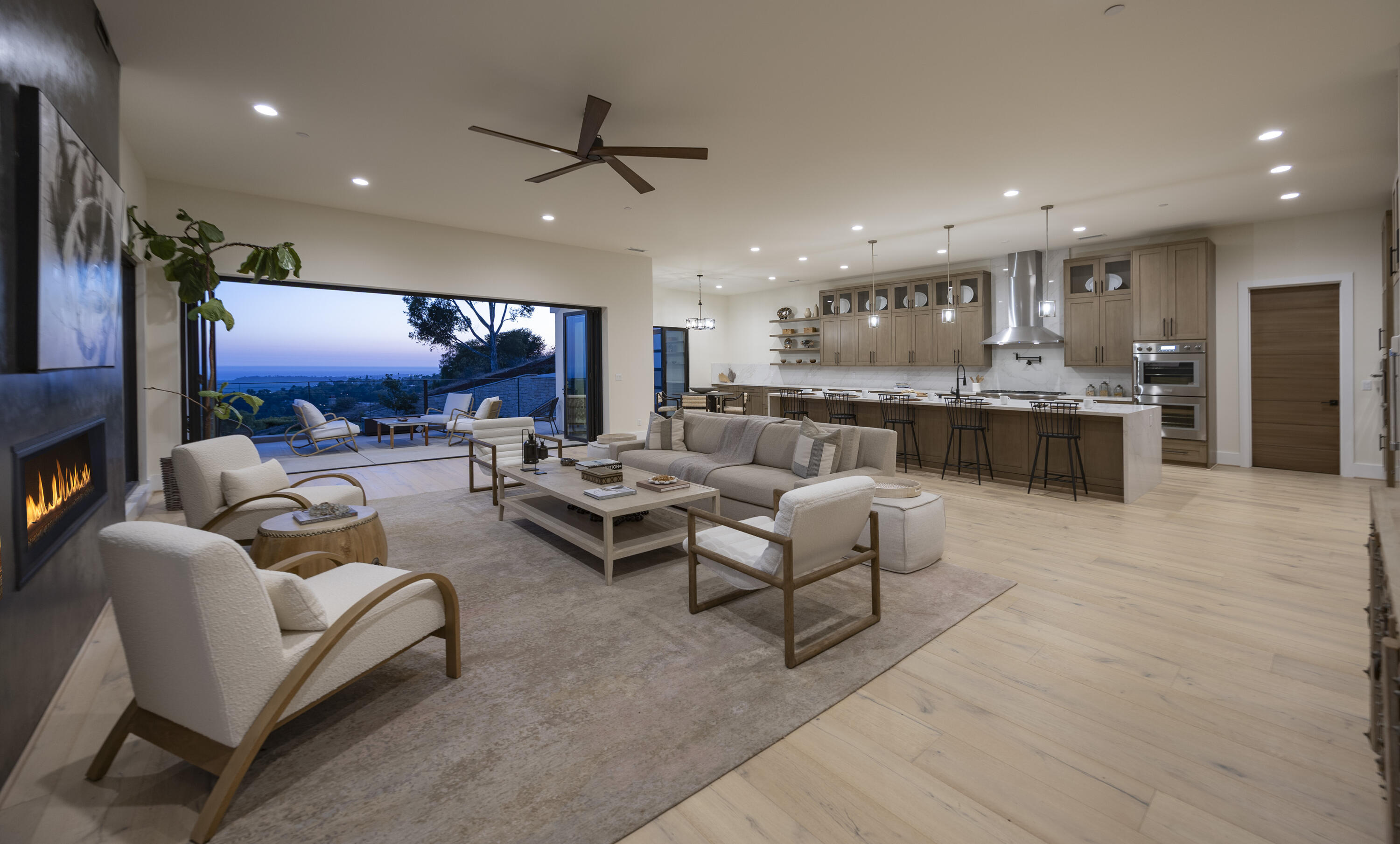 2082 Las Canoas Road Santa Barbara, CA 93105 - Photo 7 of 35 2082LasCanoas_29
