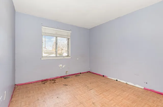 $147,700 | 1043 Ashridge Lane, University Park, IL 60484