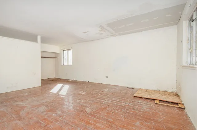 $147,700 | 1043 Ashridge Lane, University Park, IL 60484