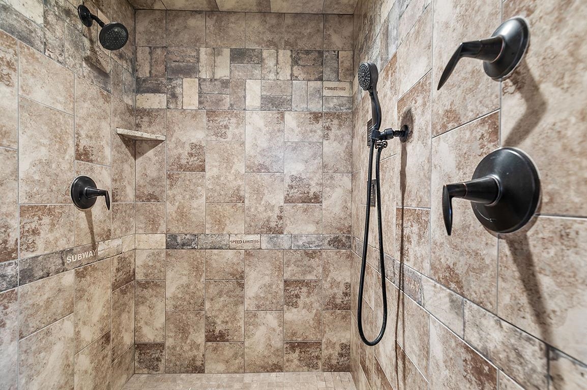 E9588 Mulroy Road New London, WI 54961 - Photo 18 of 53