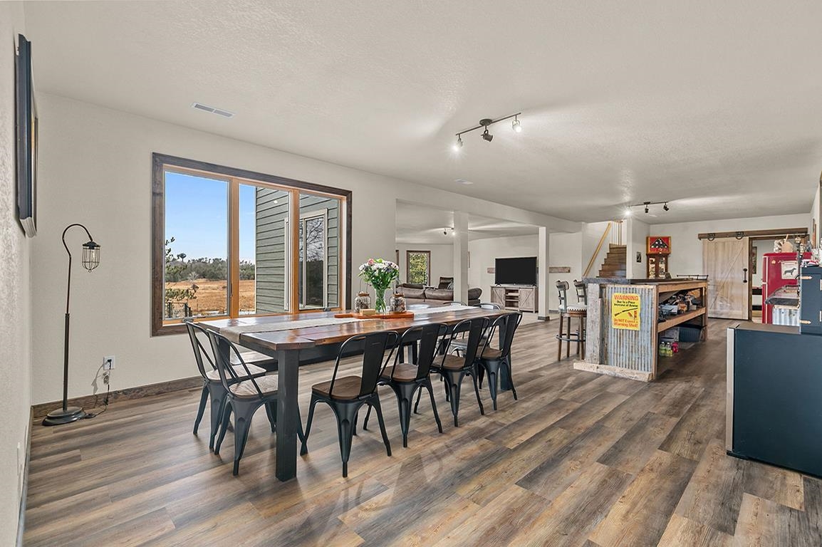 E9588 Mulroy Road New London, WI 54961 - Photo 25 of 53