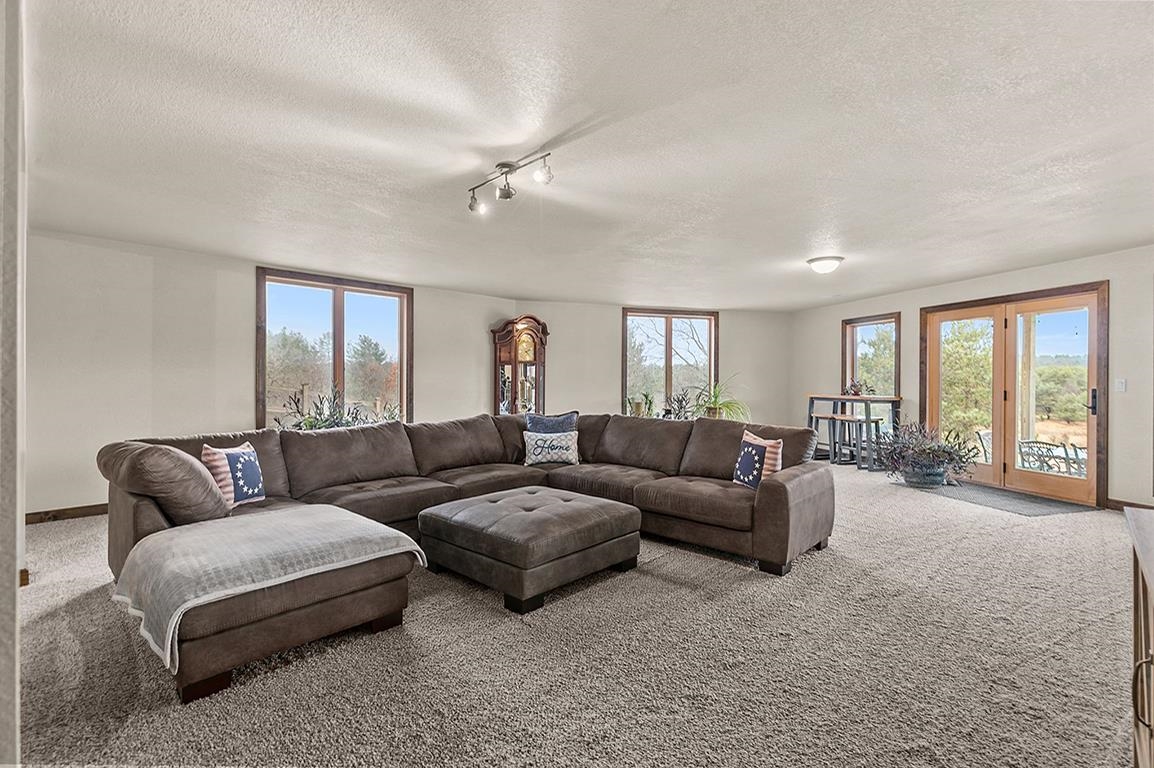 E9588 Mulroy Road New London, WI 54961 - Photo 26 of 53