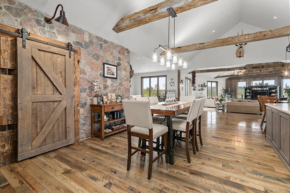 E9588 Mulroy Road New London, WI 54961 - Photo 5 of 53