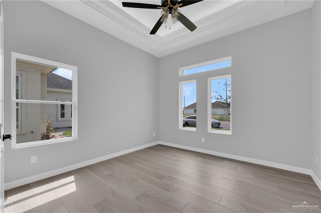 1104 Azalea Street Mission, TX 78573 - Photo 21 of 33