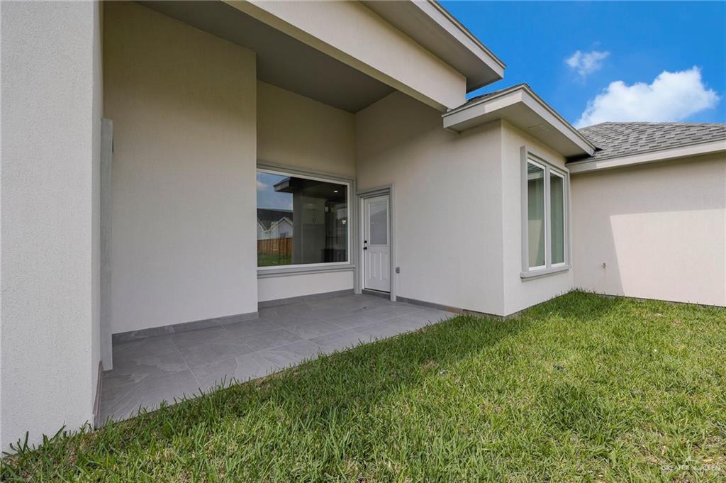 1104 Azalea Street Mission, TX 78573 - Photo 24 of 33