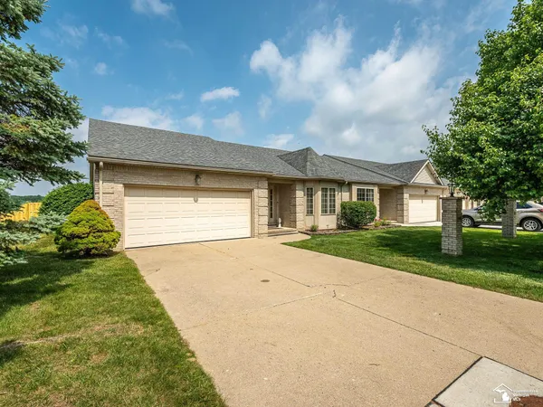$249,900 | 1611 Tony Court, Monroe, MI 48162