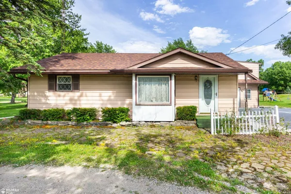 $209,900 | 3350 North Belsay Road, Flint, MI 48506