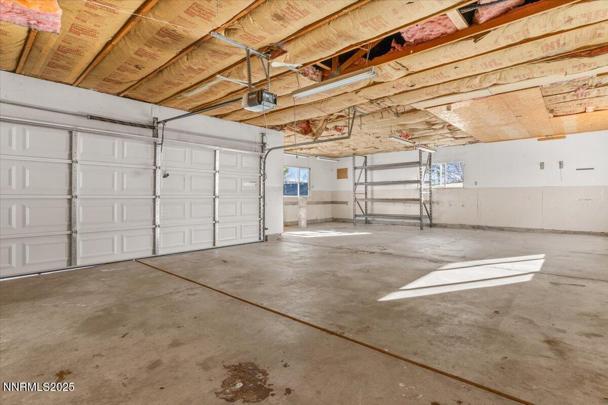 10655 Silver Spur Drive Reno, NV 89508 - Photo 32 of 34 a view of a garage