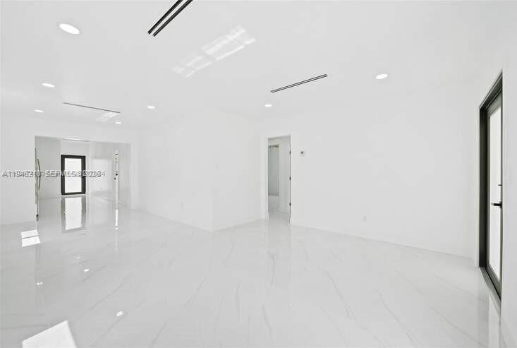 6401 Southwest 38th Street, Unit 6401 Miami, FL 33155 - Photo 10 of 12