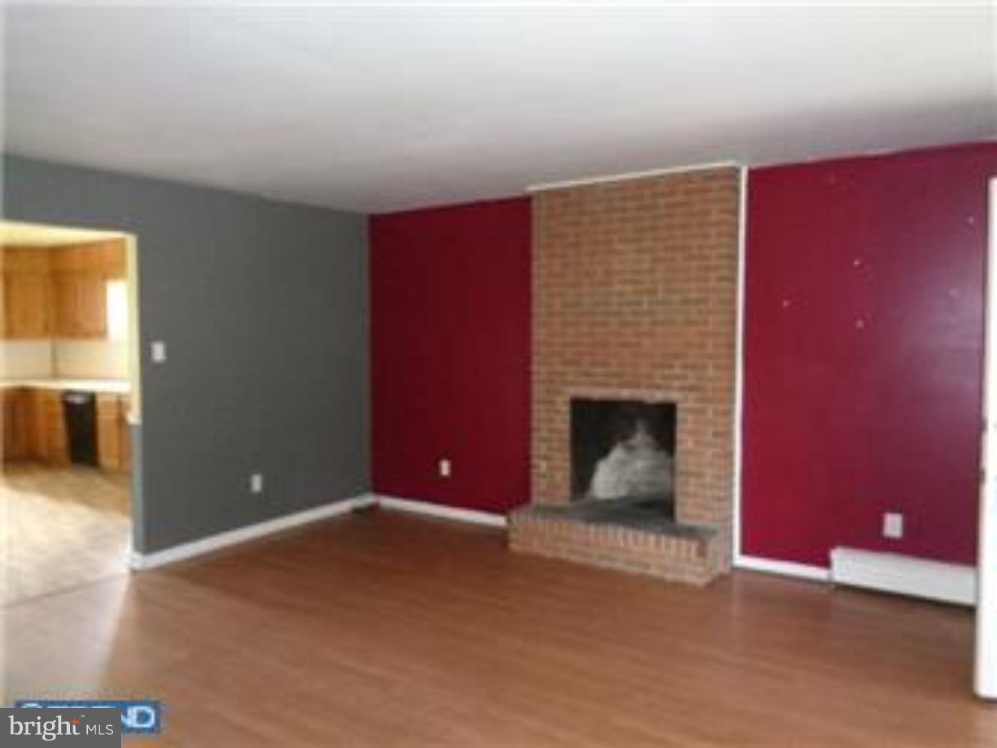 309 Funston Avenue Reading, PA 19607 - Photo 3 of 11
