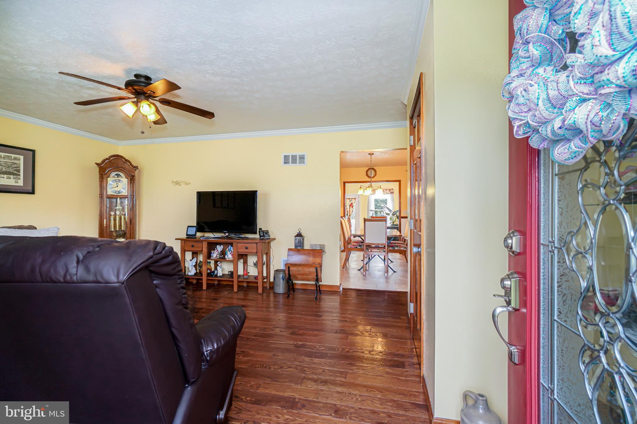 2000 Liberty Grove Road Colora, MD 21917 - Photo 6 of 35 Living Room