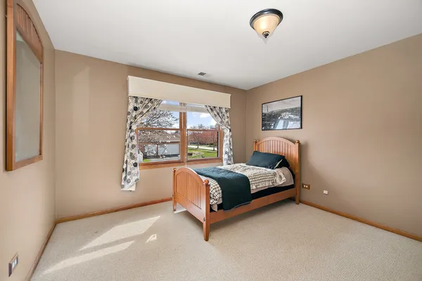 $600,000 | 16200 Kingsport Road, Orland Park, IL 60467