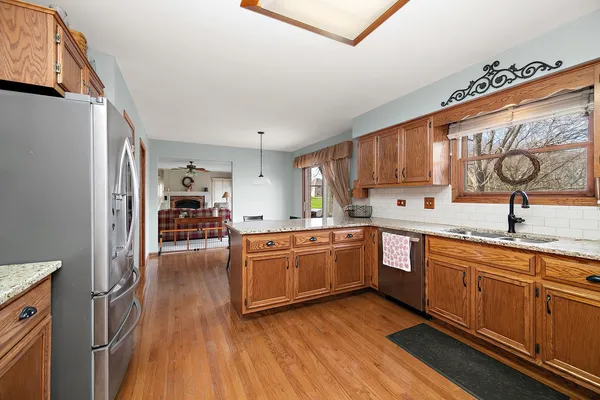 $600,000 | 16200 Kingsport Road, Orland Park, IL 60467