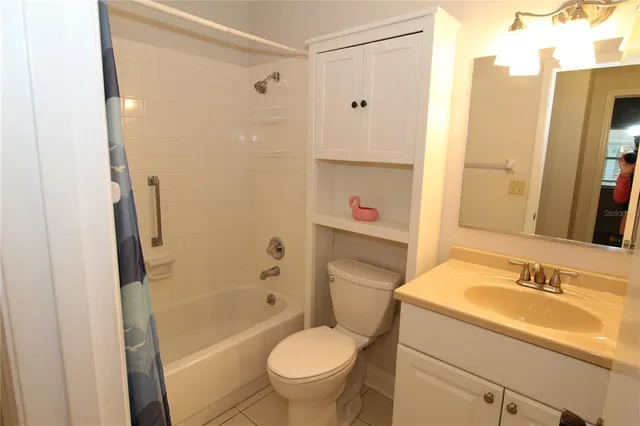 $1,850 | 1015 Harefield Circle, Unit 52, Sun City Center, FL 33573