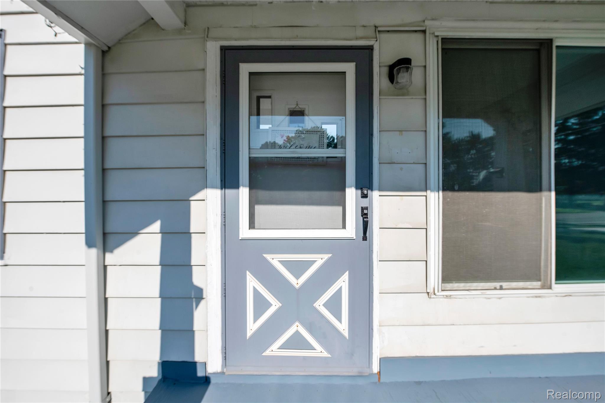 58925 Haven Ridge Road New Haven, MI 48048 - Photo 5 of 22 Property entrance
