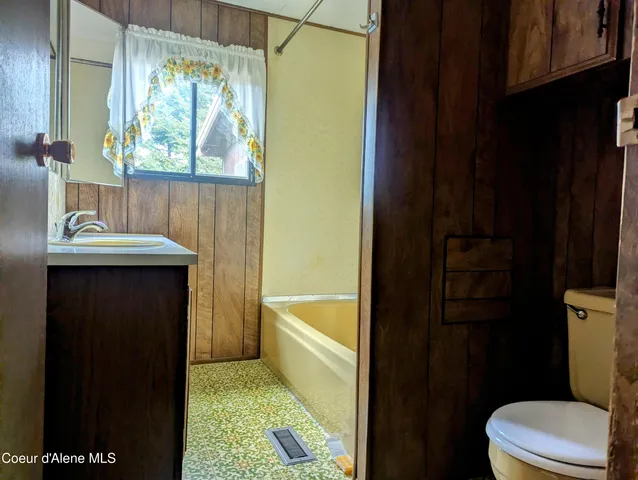 $240,000 | 400 Sunset Street, Fernwood, ID 83830