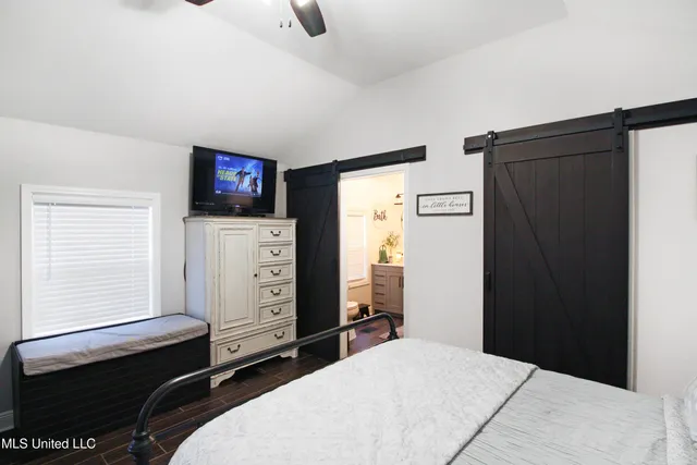 $550,000 | 317 Lakeview Drive, Yazoo City, MS 39194