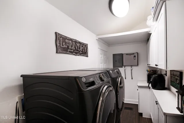 $550,000 | 317 Lakeview Drive, Yazoo City, MS 39194