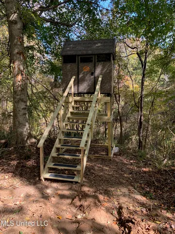 $550,000 | 317 Lakeview Drive, Yazoo City, MS 39194