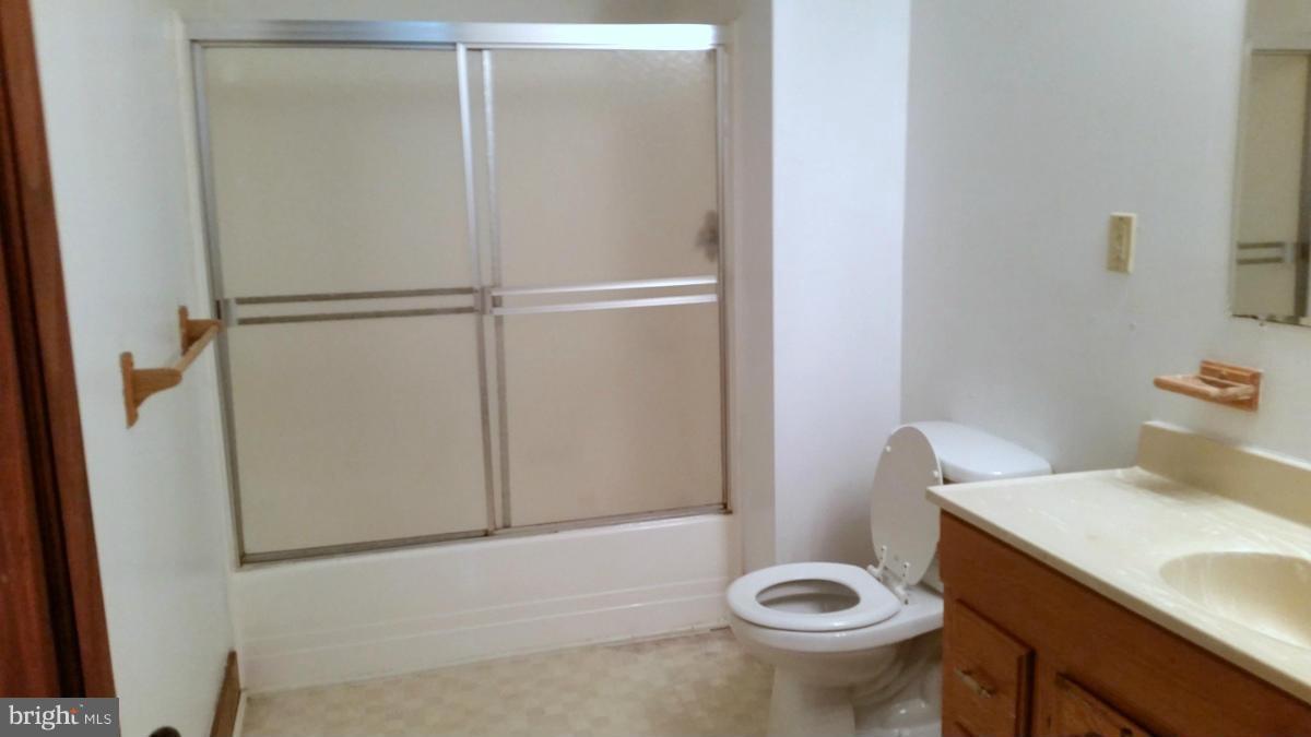 315 North Cranberry Road Westminster, MD 21157 - Photo 15 of 28 Bath