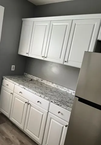 $1,850 | 170 Buffinton Street, Unit 3, Fall River, MA 02721