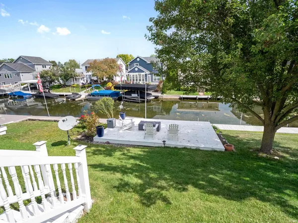 $365,000 | 10454 North 800 East, Syracuse, IN 46567