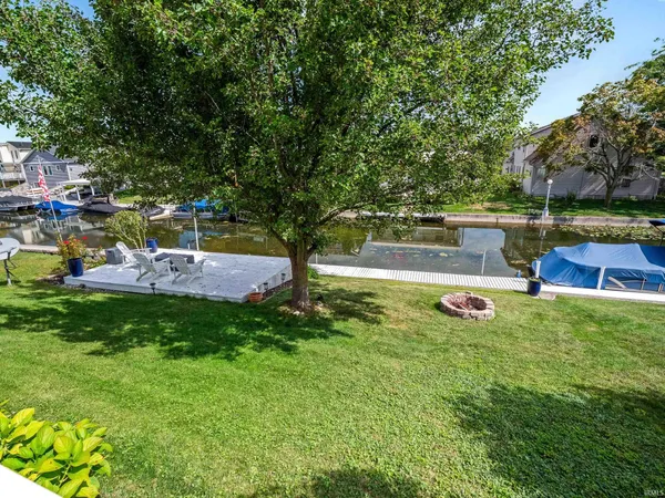 $365,000 | 10454 North 800 East, Syracuse, IN 46567