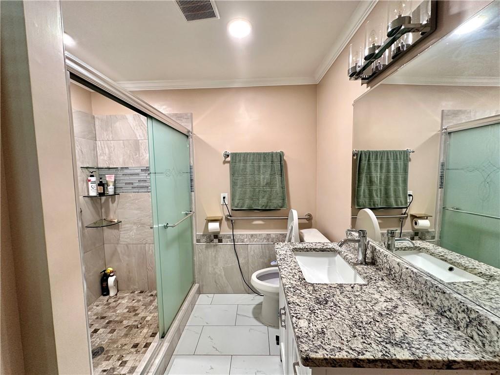 7326 Leland Lane Jonesboro, GA 30236 - Photo 8 of 18 a living room with furniture