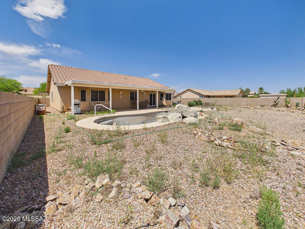 6827 South Star Ridge Place Tucson, AZ 85757 - Photo 23 of 27 CAM06457G6-PR0024-STILL032
