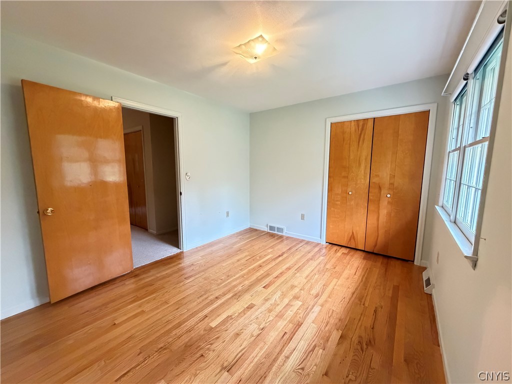7447 Armstrong Road Manlius, NY 13104 - Photo 25 of 38