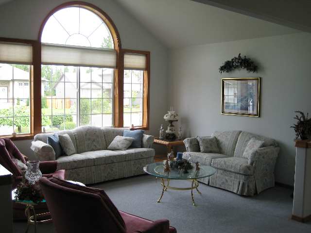 4524 East Woodglen Road Mead, WA 99021 - Photo 2 of 9 Gallery Image 2