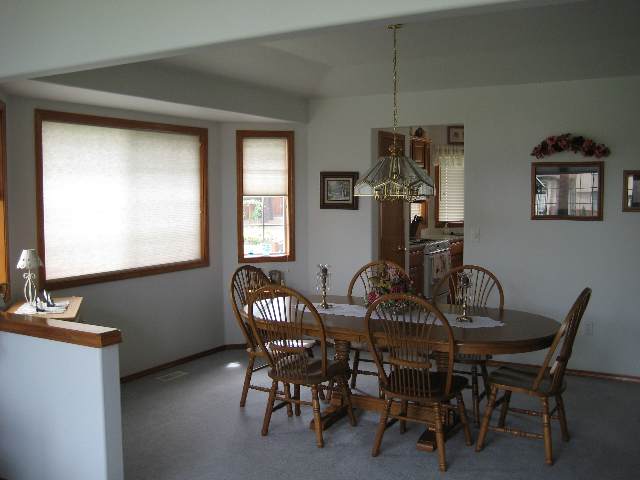 4524 East Woodglen Road Mead, WA 99021 - Photo 3 of 9 Gallery Image 3