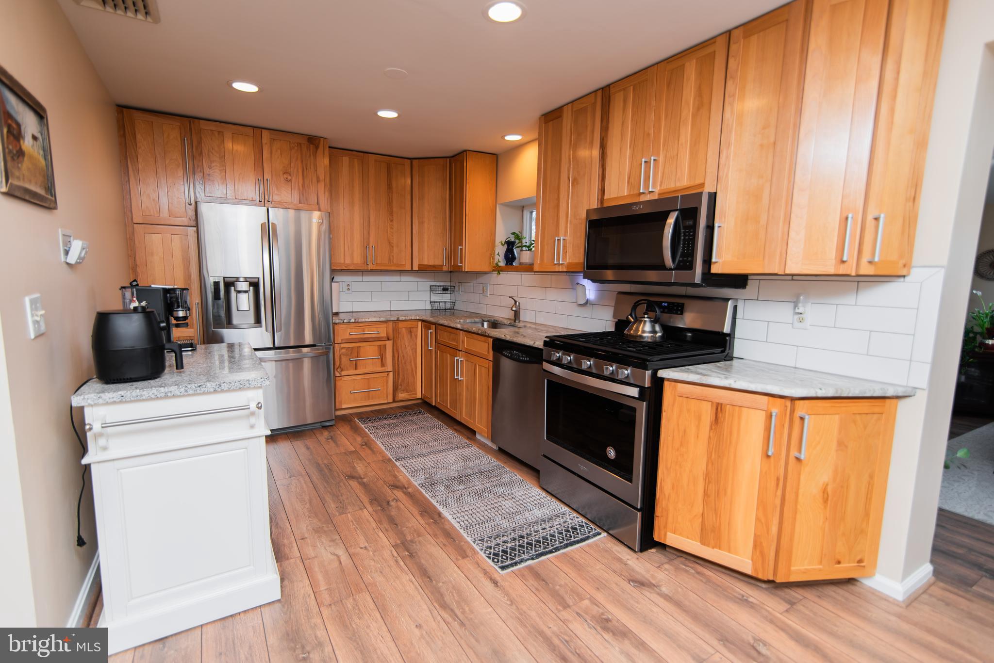 1725 Durham Road Langhorne, PA 19047 - Photo 23 of 52