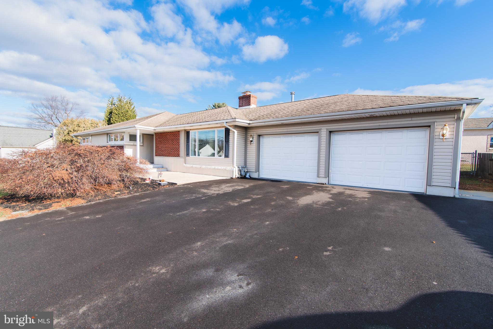 1725 Durham Road Langhorne, PA 19047 - Photo 4 of 52