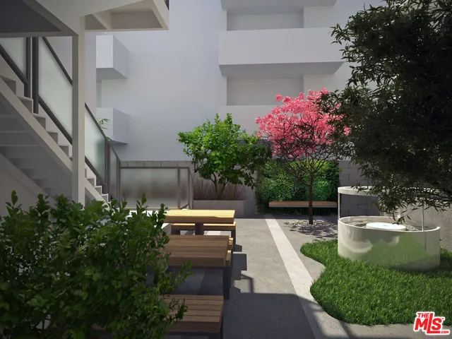 $2,348 | 164 Chestnut Street, Unit 205, Pasadena, CA 91103