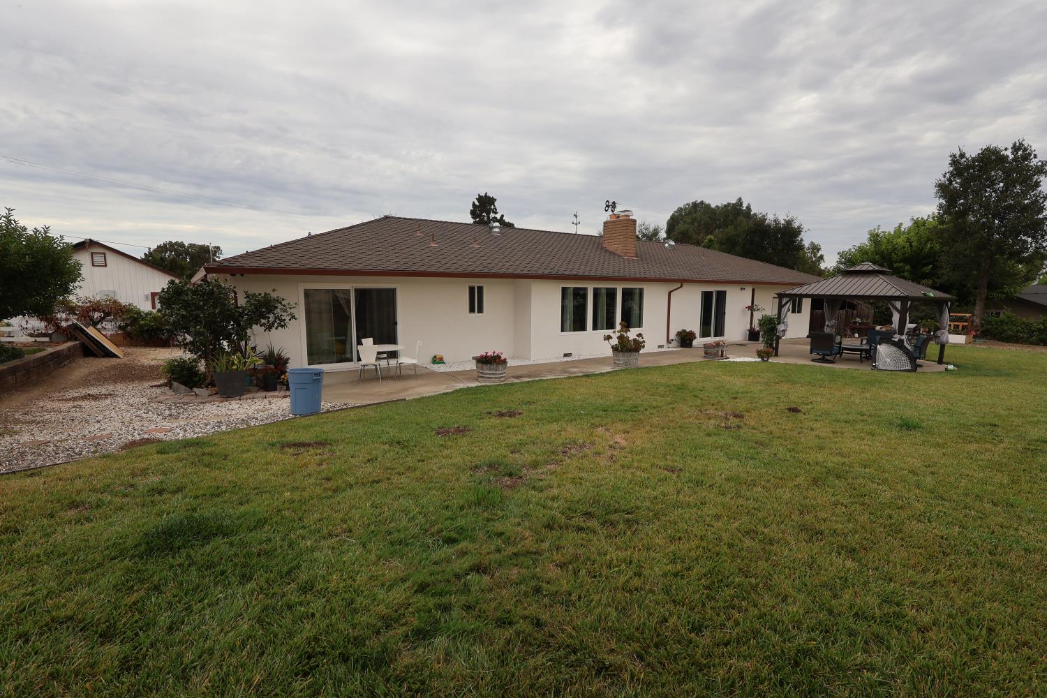307 Mansfield Road Hollister, CA 95023 - Photo 20 of 47