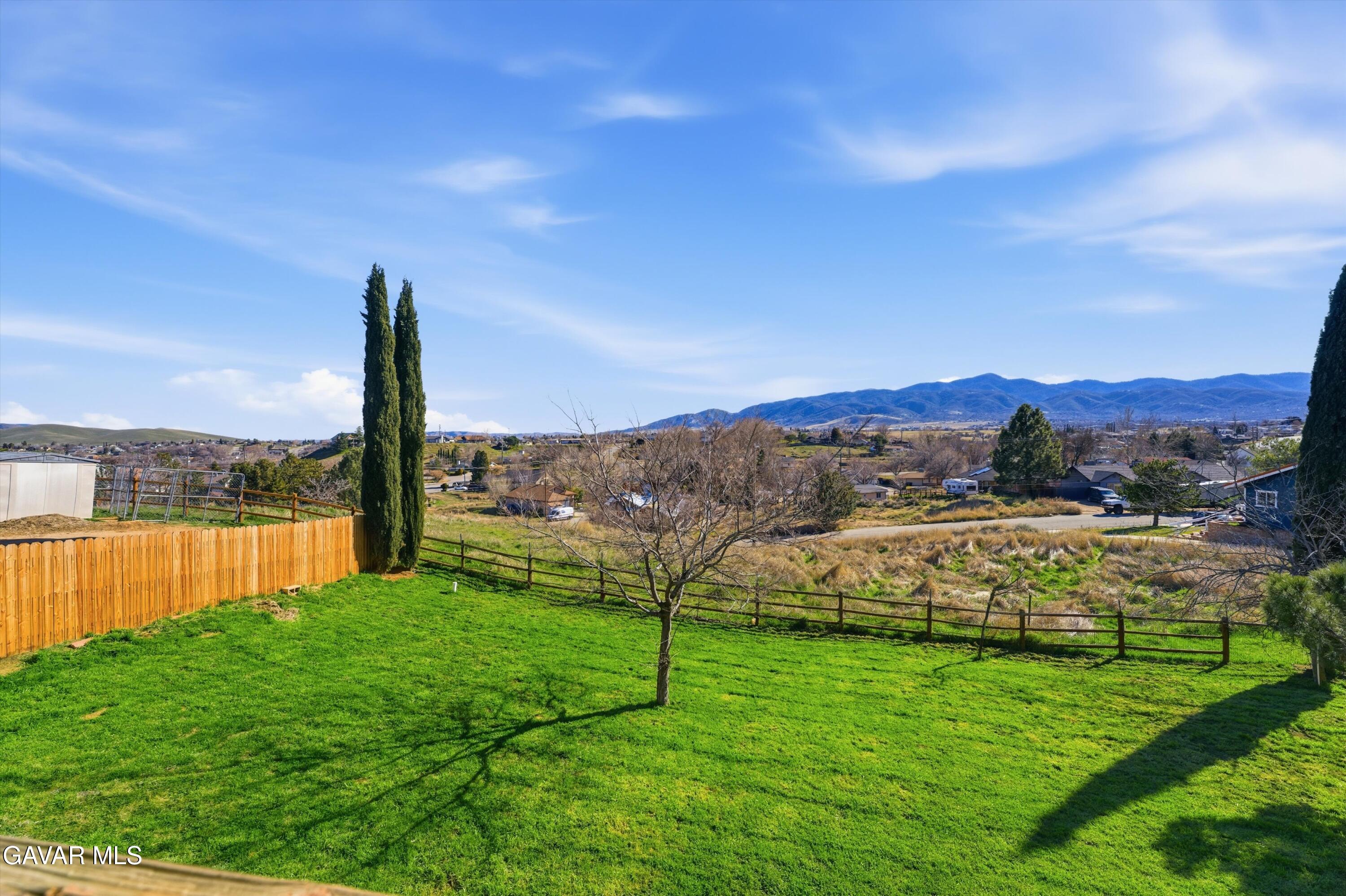 20812 Quail Springs Road Tehachapi, CA 93561 - Photo 5 of 30 21-JYP01590