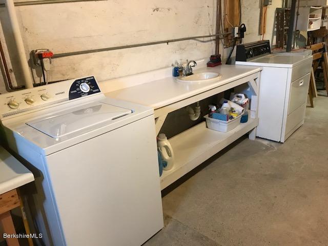 1256 Simonds Road Williamstown, MA 01267 - Photo 25 of 39 laundry_1256 Simonds