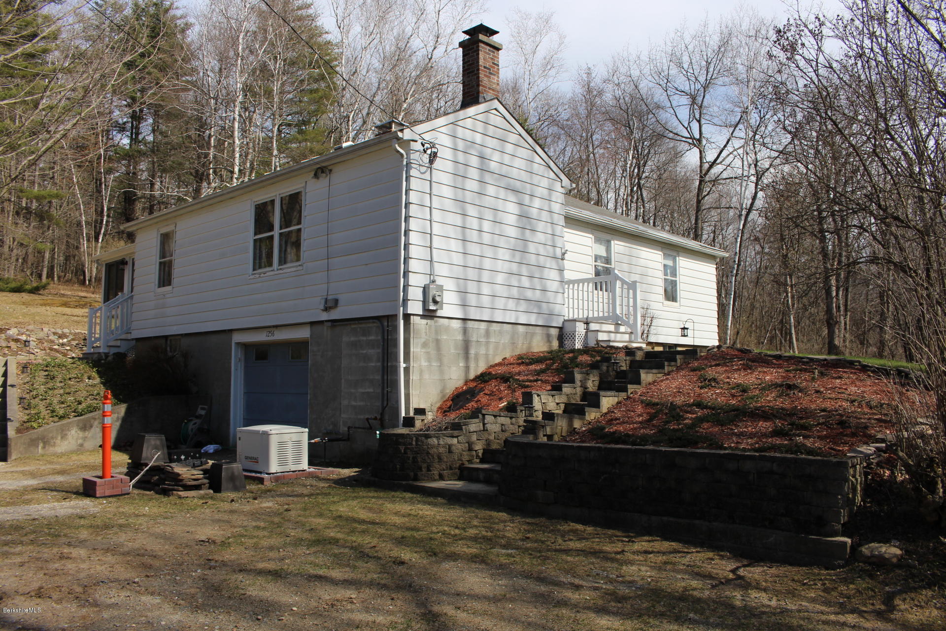 1256 Simonds Road Williamstown, MA 01267 - Photo 7 of 39 IMG_6417